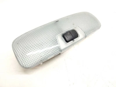 LUZ INTERIOR AB3913776AA / 2656459 PARA FORD RANGER TKE DOBLE CABINA 4X4 SALVAJE Foto 1 de 3