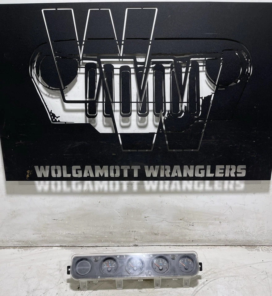Jeep YJ Wrangler 92-95 Medidor de tablero central Cluster Aceite Combustible Temp Voltaje 56004888 Foto 1 de 4