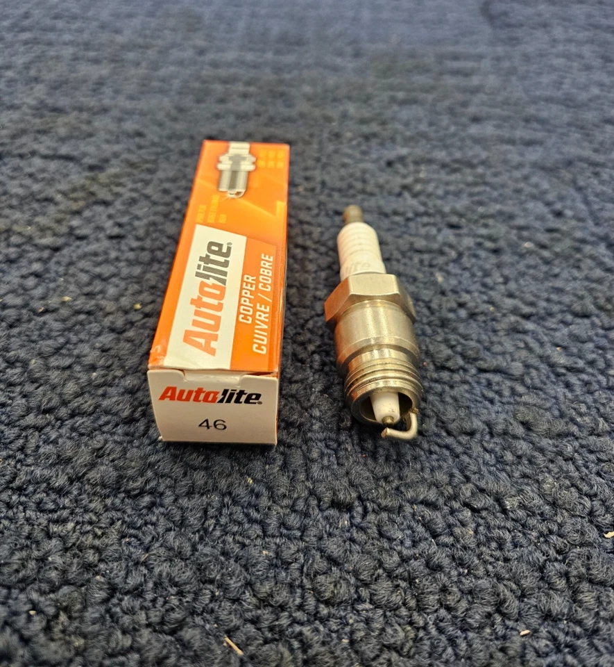 (CANTIDAD 12) Autolite 46: resistencia de cobre bujía para Ford Fairmont 1983 Foto 1 de 4