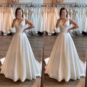 Abiti da sposa semplici scollo a V senza maniche spiaggia bianco avorio raso abiti da sposa - Foto 1 di 9