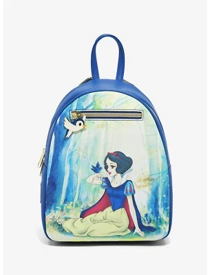 MINI MOCHILA DISNEY LOUNGEFLY BOSQUE BLANCO COMO LA NIEVE ESCENA ILUSTRACIÓN Foto 1 de 4