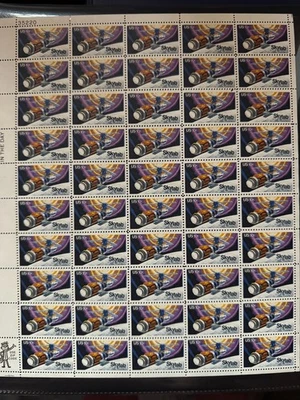 Scott #1529 Skylab Sheet of 50 10¢ Stamps (1974) - Image 1 of 2