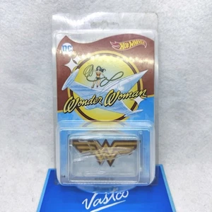 Hot Wheels Wonder Woman Invisible Jet 2017 Collector Edition FFY65 - Picture 1 of 7