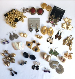 Vintage lot of 28 Pairs of Costume Pierced Earring Sets - Picture 1 of 6