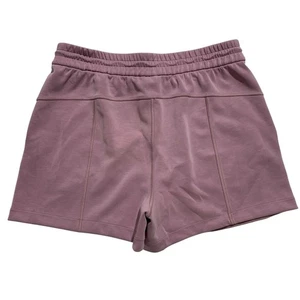 Lululemon Softstreme Women's 12 Lavender Shorts High Rise - Picture 1 of 12
