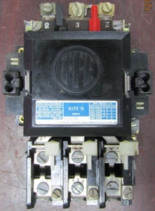 😏 SIEMENS SIZE 0 MOTOR STARTER 600 VAC 5 HP 3∅ 120 VAC COIL A203B - Picture 1 of 8
