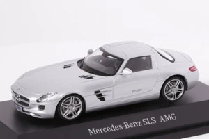 Mercedes-Benz SLS AMG argento Schuco 1:43 NUOVO/IMBALLO ORIGINALE B6 696 0026 - Foto 1 di 5