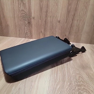 OEM 2024-2026 Tesla Modelo 3 Y HIGHLAND JUNIPER CONSOLA CENTRAL REPOSABRAZOS TAPA SUPERIOR Foto 1 de 4