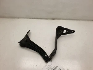 2007 TOYOTA TUNDRA LEFT AND RIGHT SIDE GRILLE BRACKETS - Picture 1 of 7