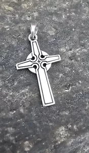 Retired James Avery Silver Cross Pendant Unisex - Picture 1 of 4