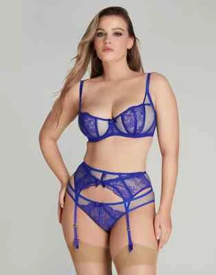 Nuevo conjunto Agent Provocateur: Sujetador Rozlyn (34D), Tanga (4), Tirante (5) - Cobalto   Foto 1 de 4