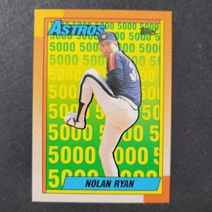 1990 Topps #4 Nolan Ryan Base Set Card Houston Astros Hall Of Famer - Picture 1 of 2