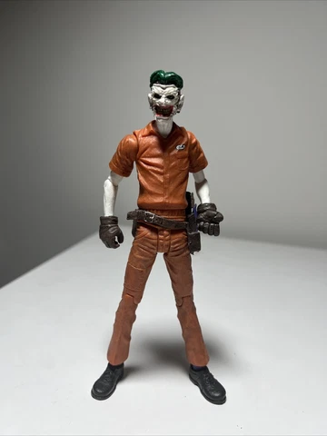 The Joker New 52 Joe's Garage DC Direct Super Villain Series 7 Cover