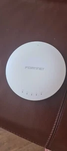 Punto de acceso inalámbrico Fortinet FortiAP 221C FAP-221C-A 802.11ac - Imagen 1 de 2
