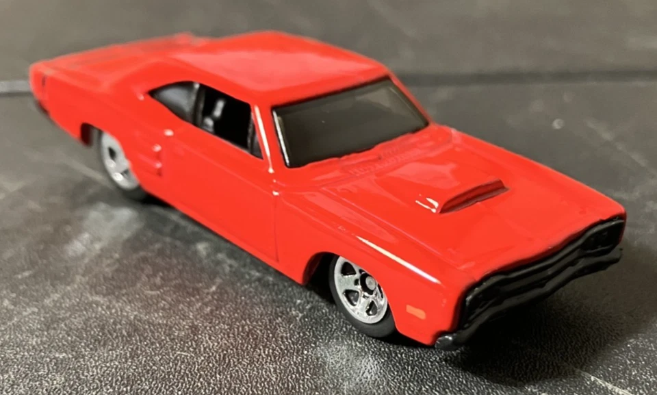 Red 1969 Dodge Coronet Super Bee - Hot Wheels New Models 05/40 1:64 - CLEAN NM - Image 1 of 4