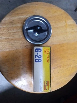 Stant G28  G-28 Vintage Aftermarket Fuel Cap 66-70 Plymouth NOS Ford and others Foto 1 de 4