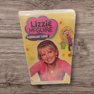 Lizzie McGuire Fashionably Lizzie VHS 2003 Disney Clamshell  - Picture 1 of 2