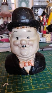Laurel and Hardy Bust Oliver Hardy Movie Memorabilia Film Figurine - Picture 1 of 5