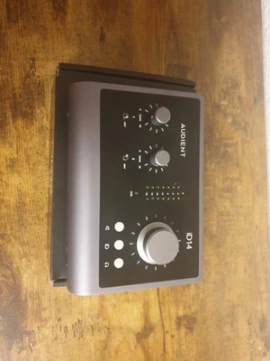 Audient ID 14 MKII Audio Interface Guter Zustand - Bild 1 von 4
