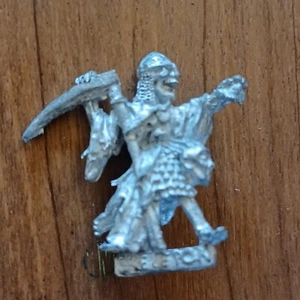 GW: Vintage Metal Warhammer Fantasy Mini 4503/27 - SKELETON COMMANDER W/ SCYTHE - Imagen 1 de 1