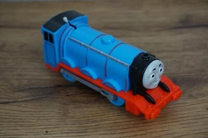 2013 Gullane Motorized Thomas Train Trackmaster GORDON Tested - Picture 1 of 3