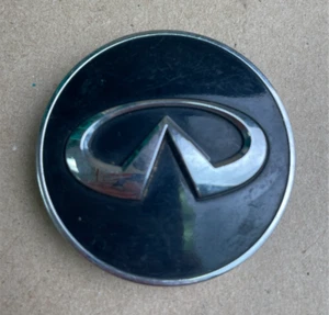 Infiniti Chrome on Black OEM Center Cap. - Picture 1 of 2