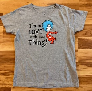 Universal Studios I’m In Love With That Thing T-shirt Medium Women's Dr. Suess - Picture 1 of 4