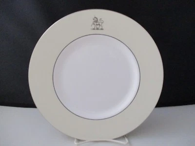 WEDGWOOD / VERA WANG ACCENT PLATE - UNICORN CHAMPAGNE- 9" 0607E