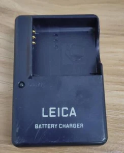Battry Charger Plug for Panasonic DMC-FS1 DMC-FS2 DMC-FX01 DMC-FX07 DMC-FX10 - Picture 1 of 2