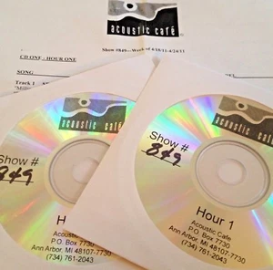 RADIO SHOW: ACOUSTIC CAFE 4/18/11 AMOS LEE FEATURE; SUZANNE VEGA, LOW, COLIN HAY - Picture 1 of 3