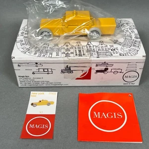 Magis ArcheToys, New York Taxi, Metal, #FT905 Open Box Car Model Design Art MCM - Picture 1 of 15