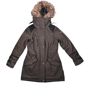 Guess Damen Khaki Klein Parka mit abnehmbarer Fellbesatz Kapuze Guter Zustand - Bild 1 von 13