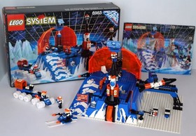 Lego 6983 Ice Station Odyssey 1993 100% Complete with Instructions and Inner Box