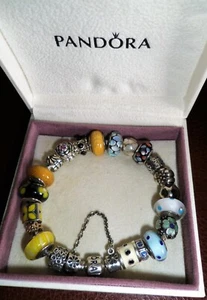 PANDORA CHARM ARMBAND MIT 21 CHARMS inkl. 2x LOCKING CHARMS - Bild 1 von 8