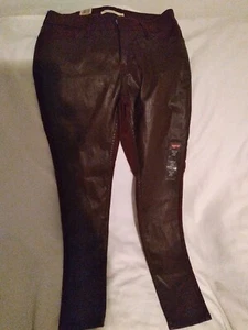 Levi's 535 Super Skinny 8 Medium NWT - Picture 1 of 6