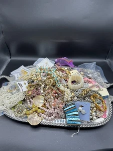7Lbs 10 Oz Vintage to Now JEWELRY LOT Craft Resale Medium Flat Rate Box #B24 - Picture 1 of 24