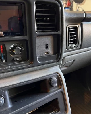 1999-2006 Dash Cubby Phone Mount SILVERADO SIERRA TAHOE SUBURBAN Chevrolet GMC - Image 1 of 4
