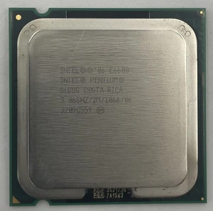 Intel Pentium E6600 Desktop CPU Processor- SLGUG - Picture 1 of 2