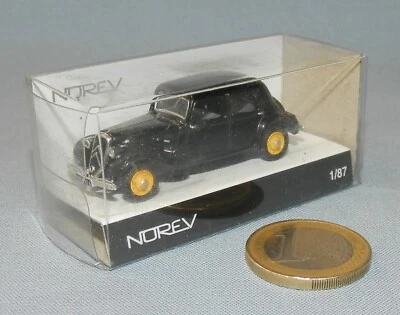 Norev 1/87 réf 153025 : Citroën Traction 11cv  (Noir) Epuisée - Photo 1/4