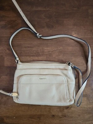 Lindo bolso de mano con correa de calvin Klein tamaño mediano bolso de hombro diseñador Foto 1 de 4