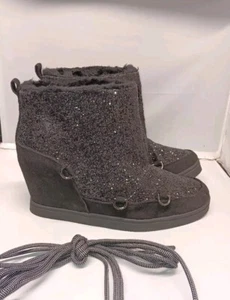 Juicy Couture Lace-Up Wedge Ankle Boots Size 9 Black Glitter - Picture 1 of 12