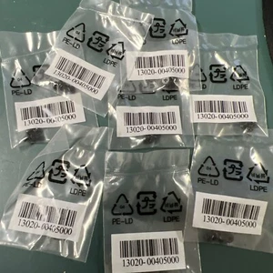 LOT OF 8 ASUS Fan Extension Card II Screw 13020-00405000, 4 x Black Screws - Afbeelding 1 van 2