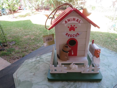 Wooden CAT & DOG Pet Rescue Birdhouse Celebrate Kohl's DETAILED-new-tag Cover