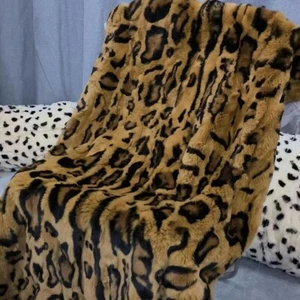 Real Genuine Rex Rabbit Fur Blanket Warm Carpet Coat Material 43"X27" 110*70CM - Picture 1 of 15