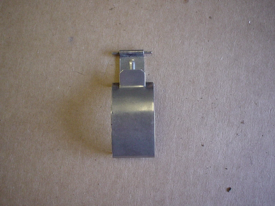 Pestillo limpiador de aire Camaro Z28 SS Firebird Trans Am 93-02 Foto 1 de 1