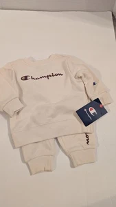 Kleinkind Champion Jogginganzug Elfenbein Farbe Größe 6/9 Monate - Bild 1 von 10
