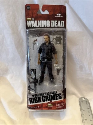 Figura McFarlane AMC The Walking Dead Serie 7 Woodbury Assault RICK GRIMES 5" Foto 1 de 4