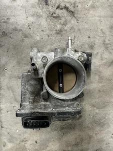 16112AA170 SUBARU IMPREZA HAWKEYE WRX STI FORESTER 05-07 THROTTLE BODY - Picture 1 of 5