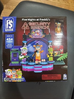 2025 PhatStacks Five Nights at Freddy’s Security Breach Deluxe Buildable Playset - Image 1 of 4