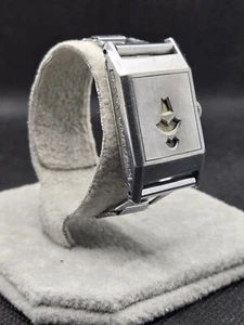 Vintage Swiss Jump Hour Wristwatch – Circa 1930s – Rare Art Deco Design ⏳🇨🇭 - Bild 1 von 9